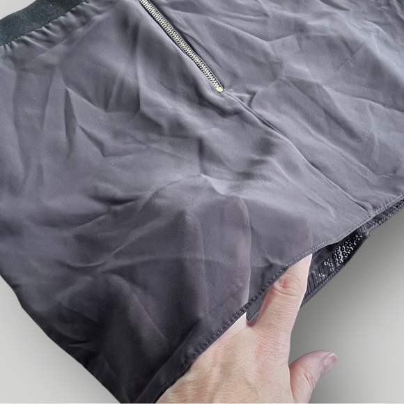 AI Authentic Icon Mini Sequin Skirt - Picture 12 of 16